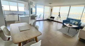 Broadwater Shores Waterfront Apartments - Image 5