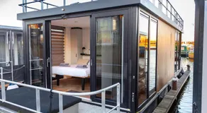 Luxurious waterloft near beach and centre by Weltevreden Experience - Image 5