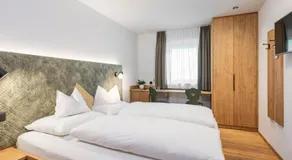 Gasthof Albergo Dolomiten - Image 2