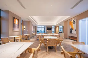 Shiyue Hotel (Original Works of Yibin West District) - Image 4