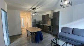 Résidence avec un T3 un T2 et un STUDIO en Centre Ville d Argeles-Gazost - Image 3