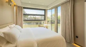 云泊夜酒店浦东机场店Yunboye Hotel PVG Airport Disneyland Free Shuttle - Image 2