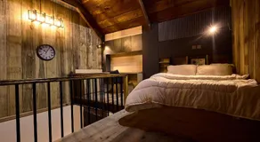 Premier Cabins - Image 3