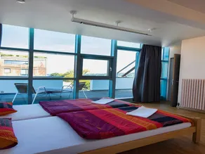 Geneva Hostel - Image 2