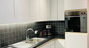 Ground floor apartment in the city center - Image 5