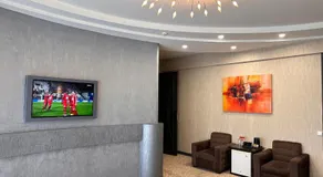 Astor Hotel - Image 5