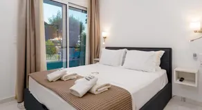 Saffron Apartment - Hellenic Apartments Avlona - Image 2
