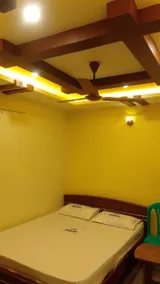 Mangai Towers AC - Image 1