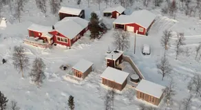 Arctic Gourmet Cabin - Image 5