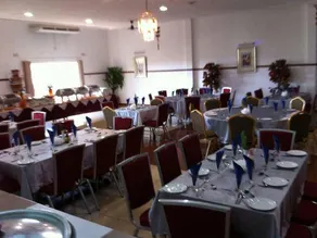 Riverside Hotel and Conference Centre - Image 4