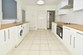 Townhouse @ Hall O Shaw Street Crewe - Image 4