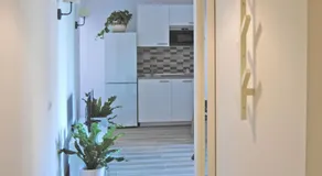 Recently refurbished apartment with sea views. - Image 5