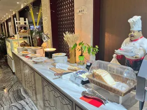 Jingjiang International Hotel - Image 4