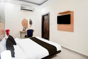 Hotel Elite rooms & Banquet - Image 2