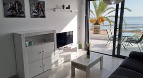 Apartment with magnificent seeview and all luxury - Image 2