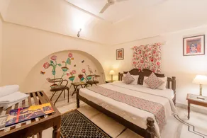 Rajmahal Palace -3 Luxury |FF rooms by Homeyhuts - Image 5