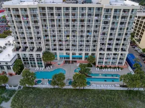 OCEAN DRIVE BEACH AND GOLF RESORT - Image 3
