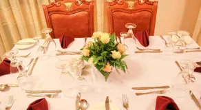 Hennessis Hotel - Image 4