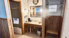 Starlite Motel - Image 2