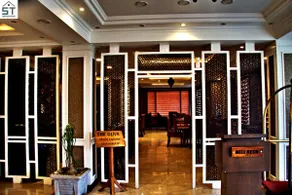Twin bedded, Room In Heritage Luxury near Airport - Image 5