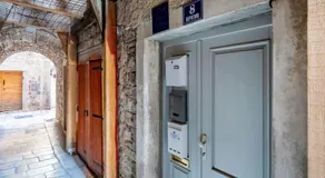 Feel like an Emperor Apartments - Image 4