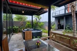CUBI HAUS LOVINA - Image 4