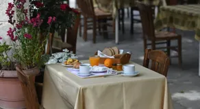 Tassos Rooms - Image 4