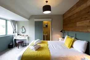The Poacher Inn - Image 2