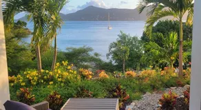 Long Bay Beach Villa - Beachfront Luxury Villa w Private Pool, Solar & Battery Backup - Image 3