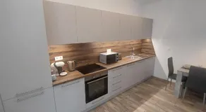 Laura Apartman & private parking - Image 3