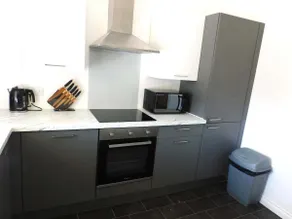 No 9 - Modern 3 Bedroom Apartment in Lanark Town Centre - Image 4
