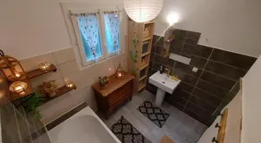 Chambre dans grande maison paisible - Image 4