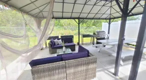 Air Conditioned! Paradise Park Brand new 2-bedroom Suite - Image 3