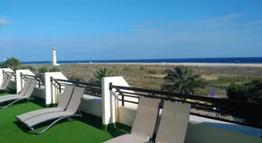 Apartment on the seafront, overlooking the beach, swimming pools, equipped Wifi - Image 5
