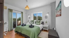 Stunning Countryside Villa w Private Garden & Pool - Image 2