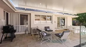 Designer Beach House with Pool, Firepit and Kayaks - Image 4