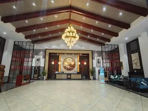 Fortune Hotel - Image 4