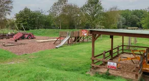 Molly Cow Shed 6 - Image 4