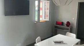 Laugann's Home - Image 4