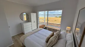 Pelican Lagoon Retreat - Image 4