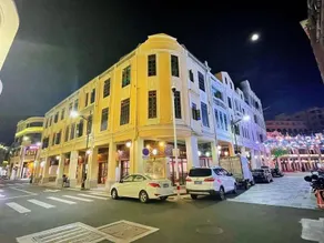 Sky Mall Hotel - Image 2