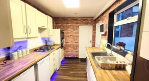 Citylife Apartment - Image 3
