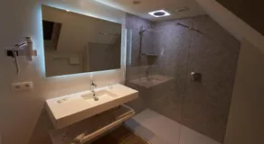 Hotel La Caleche - Image 2