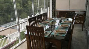 Dorchester - Image 2