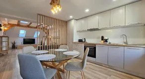 YFB I 130m2 Designwohnung mit 2 Bädern - Image 2