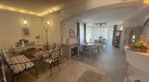 Villa Rose Garden - Image 3