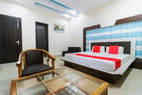 OYO 60255 Hotel Mayur - Image 2