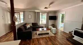 Begonia Cottage - Image 2