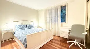 Cozy and Quiet Home in Doncaster, Close to Shops & Transport - Image 5
