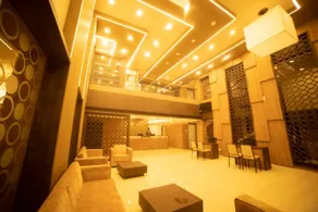 HOTEL SAVITHRI - Image 3